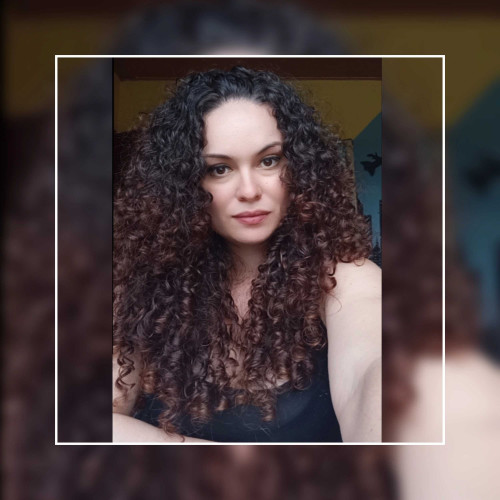 Adriana  Q. profile photo