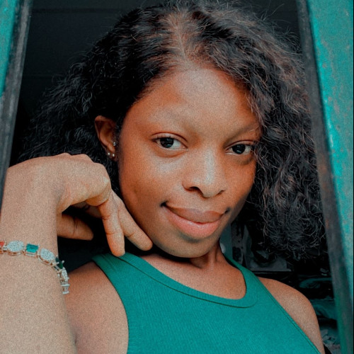 Omolola O. profile photo