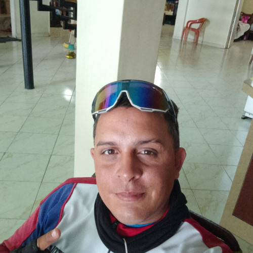 Alejandro  E. profile photo