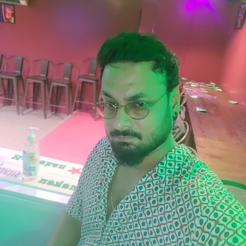 Mani R.