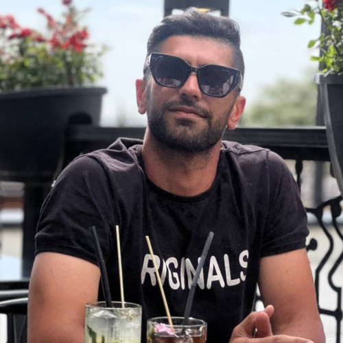 vahid s. profile photo