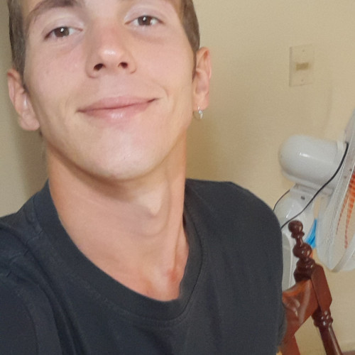Saul  F. profile photo
