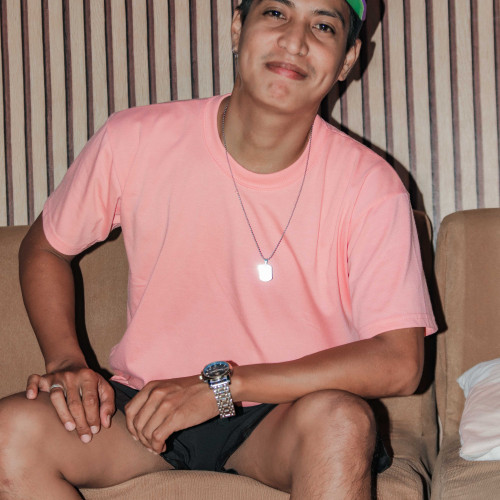 Isaganie L. profile photo