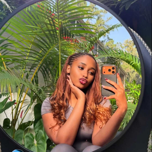 Evaline J. profile photo