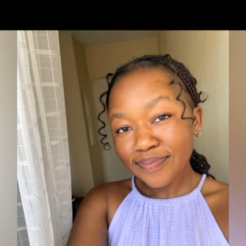 Naomi M. profile photo