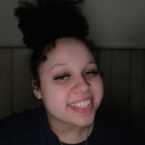 Bia L. profile photo