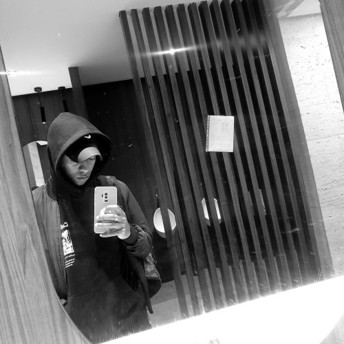 ANAS L.