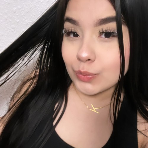 Karla V.