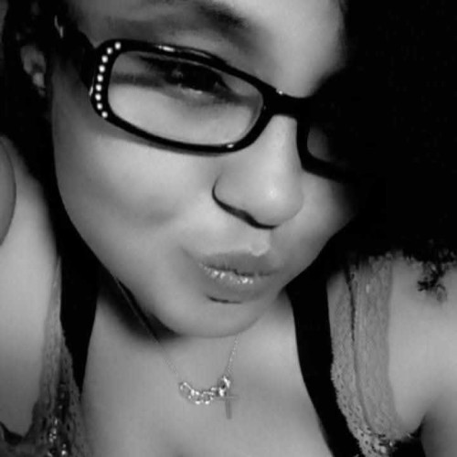 veezi b.