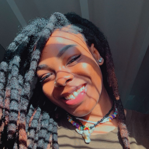 Dezzy B. profile photo
