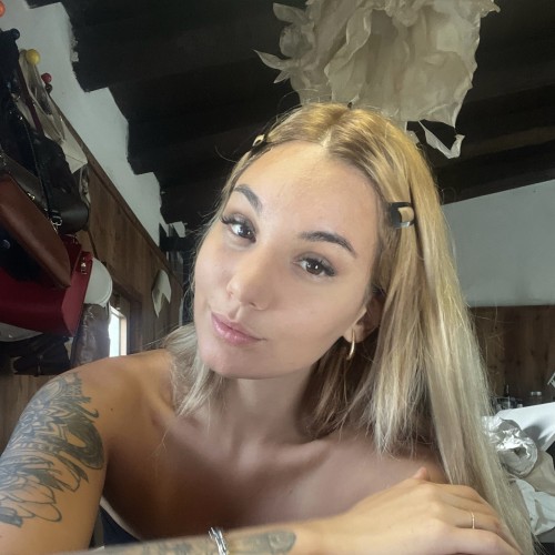 Sara F.