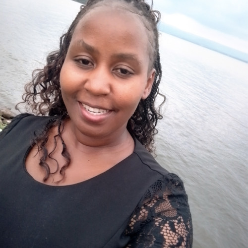 winnie m. profile photo