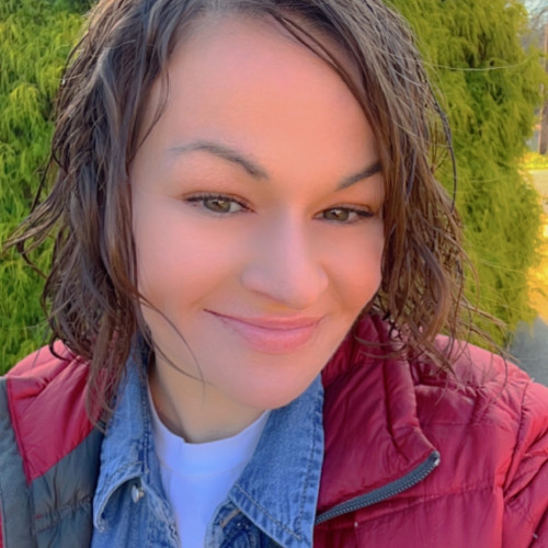 Julia L. profile photo
