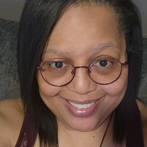 Tia H.