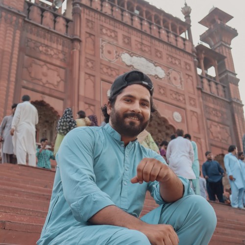 Tayyab M.