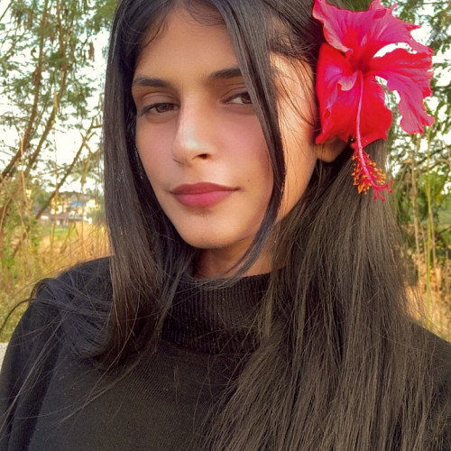 Alisha  R.
