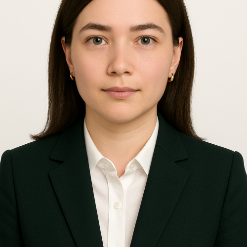 Nilufar Y.