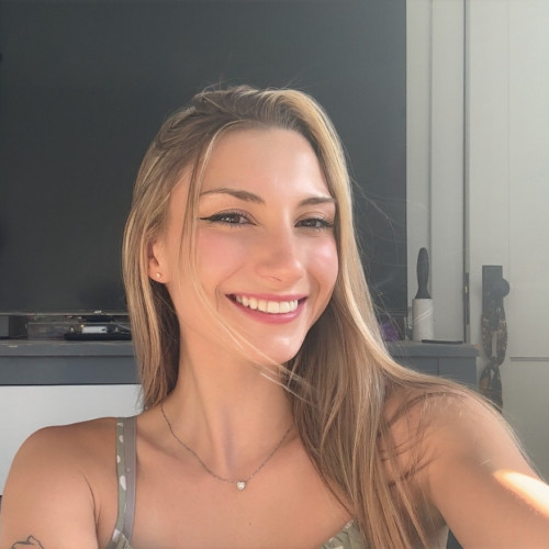 Marie Z. profile photo