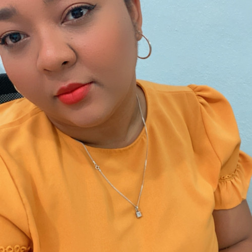 Perla C. profile photo