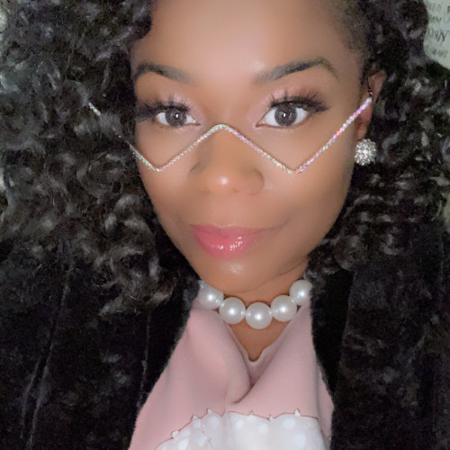 KeeKee W. profile photo