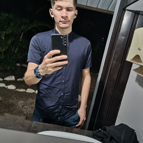 Leonardo  R. profile photo