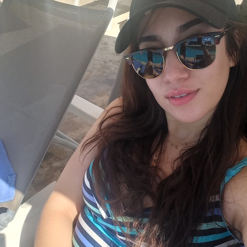 Ghita  E.