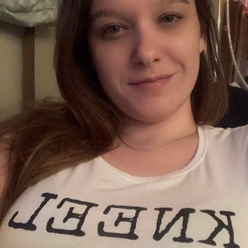 cassandra w. profile photo
