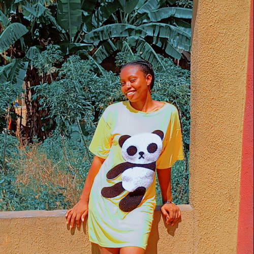 yinye l. profile photo