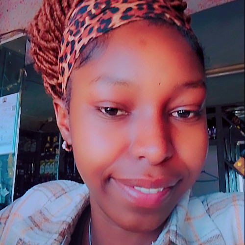 Winnie  M. profile photo