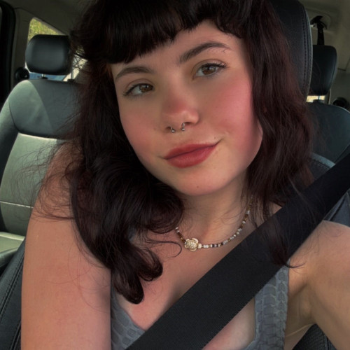 Angi M.