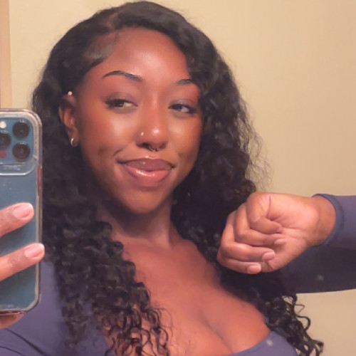 Genevieve  M. profile photo