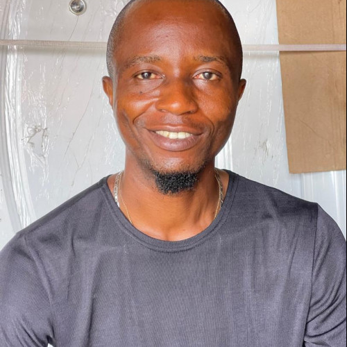 Godwin  O.