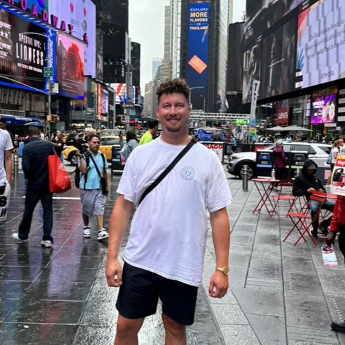 Simon T. profile photo