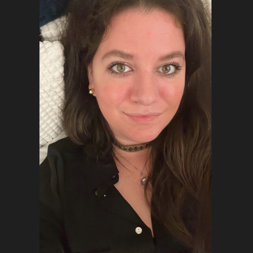 Lana V. profile photo