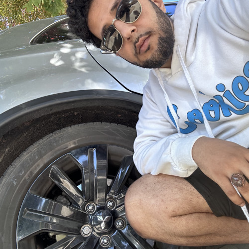 Isz S. profile photo