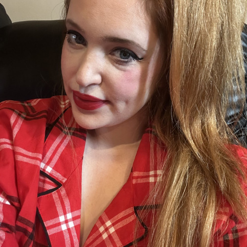 Elle R. profile photo
