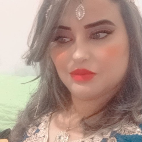 Meryem B.