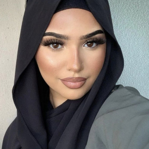 Dina D. profile photo
