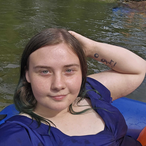 Mia T. profile photo