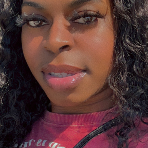 Dominique  B. profile photo