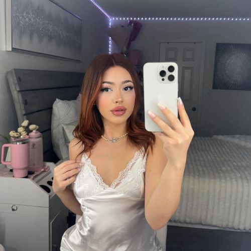 Emily b. profile photo