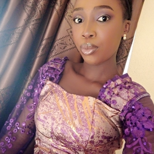 EFavour  w. profile photo