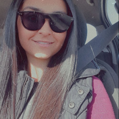 Mouna  M.