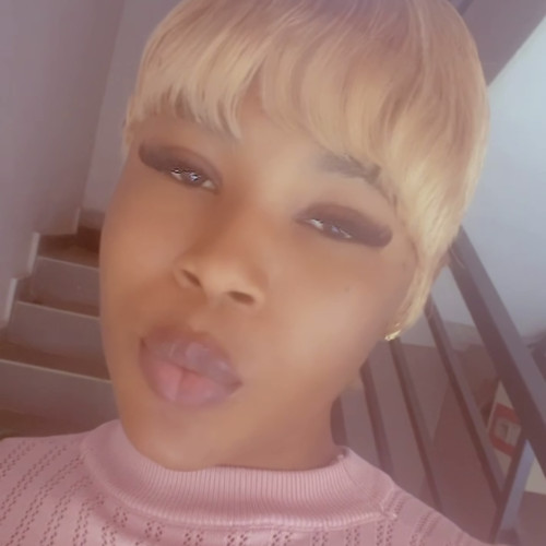 Amira F. profile photo