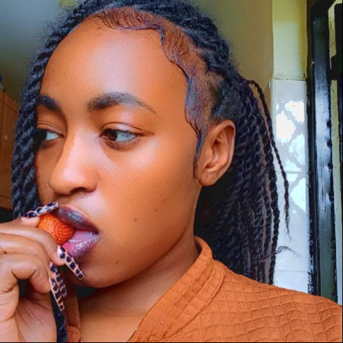 Esther N. profile photo