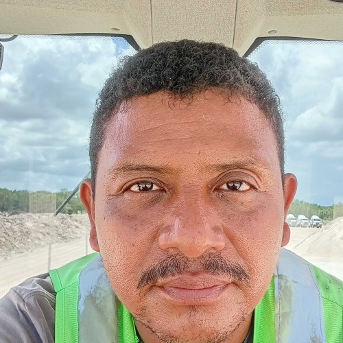 leandro huemberto v. profile photo