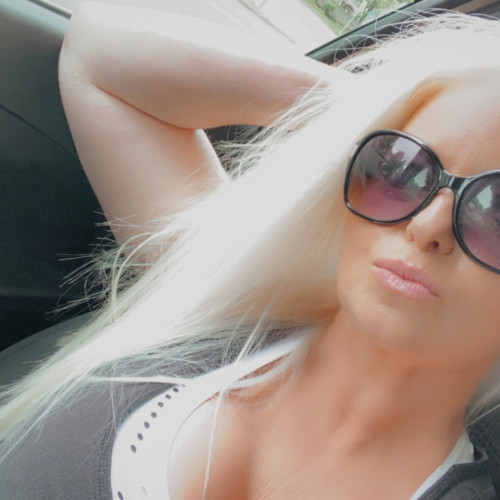 Lux C. profile photo