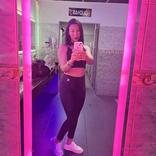 Yelvic V. profile photo