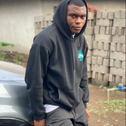 Motombi R. profile photo