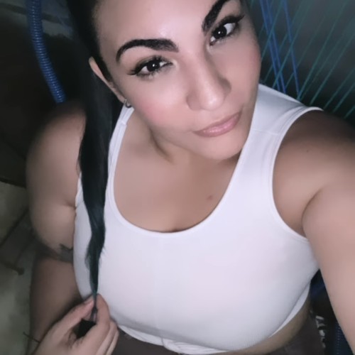 Yailyn R.